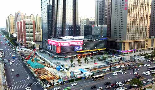 郑州建海国际地标灯光秀广告的媒体尺寸和价钱是几多？？？？
